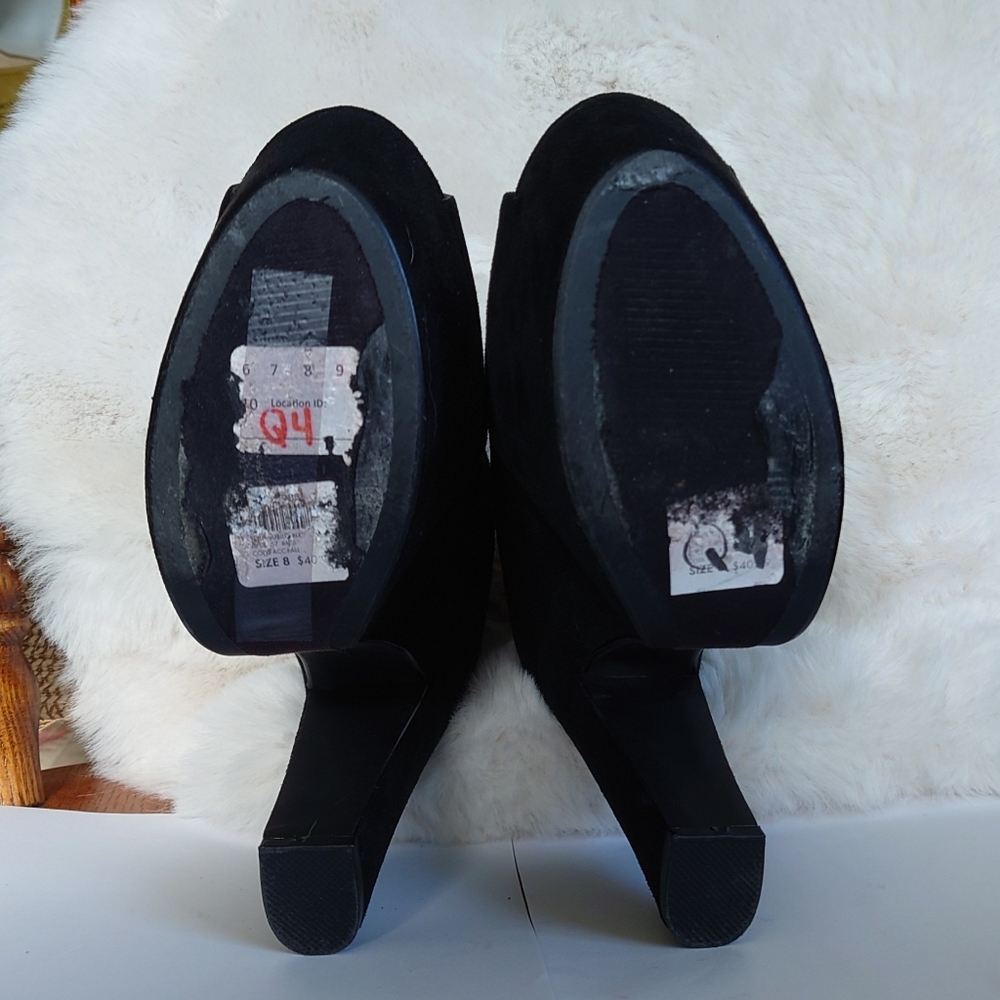 6″ black suede Charlotte Russe Jubilo heels - Picture 7 of 10